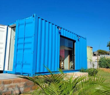 Balneario Arroio do Silva House | POUSADAGiraGarden Containers