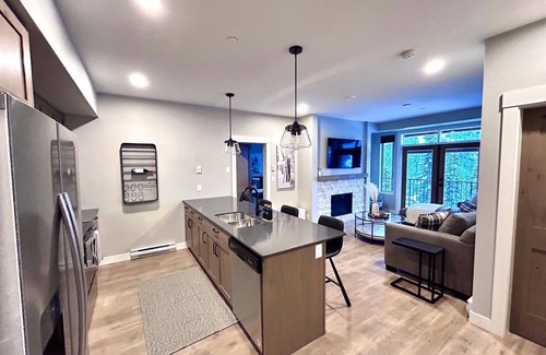 Sun Peaks House | Powder Heights Unit 17