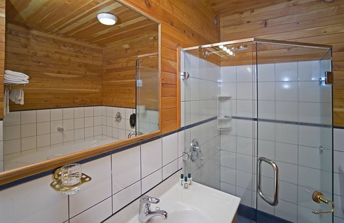 Ohakune Hotel | Powderhorn Chateau