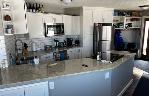 Mesa Cabin | Powderhorn Slopeside 3 Bedroom/3.5 Bath Condo Next to Ski Lift