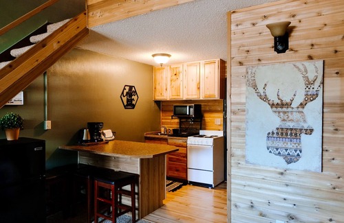Bessemer Condo | Powdermill Inn, outdoor enthusiasts!