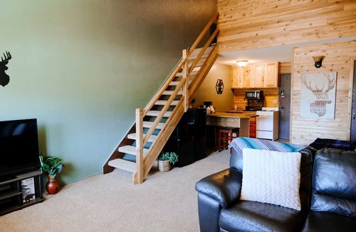 Bessemer Condo | Powdermill Inn, outdoor enthusiasts!