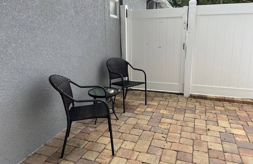 Egypt Lake-Leto Apartment | Powhatan suite 2 just 5 mins away from Raymond James Stadium.