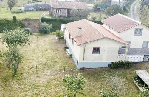 Ares House | Pozo das Leiras-izquierda-