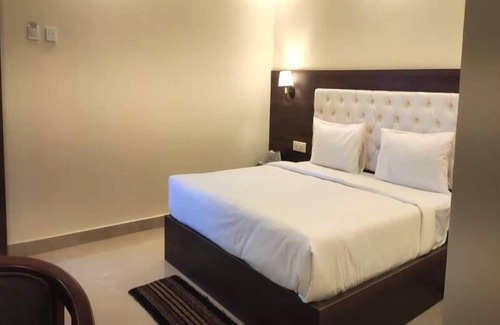 Madanapalle Hotel | PPH Living Gnr Grand Luxury Rooms