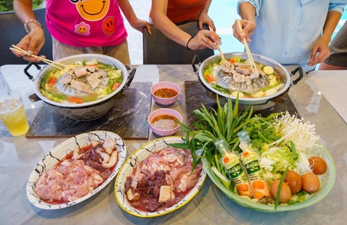 Khum Thong House | pplakepool