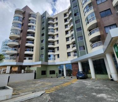 Rio Vermelho Apartment | Prédio à beira-mar, na melhor localização do Rio Vermelho.