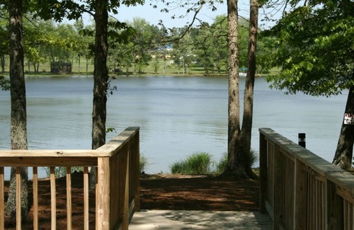 Gasburg Cabin | Pr Lake Gaston Lodge - Affordable Lake Rentals