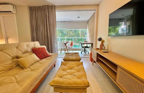 Vila Madalena House | Praça Madá - Anystay
