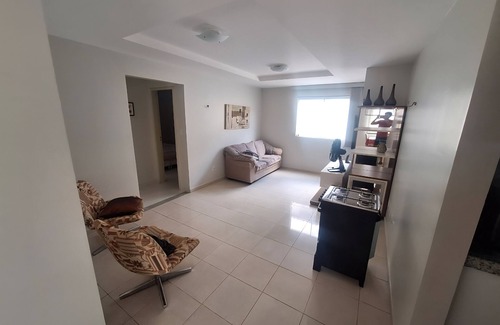 Petrolina Apartment | Practicality and comfort close to the waterfront. Furnished, garage and security.