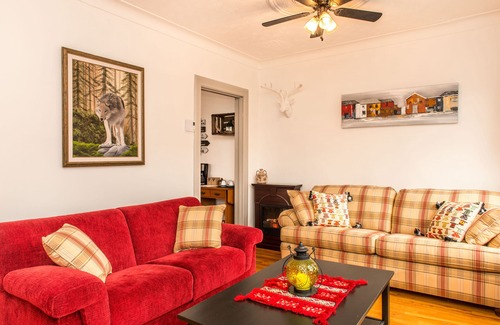 Granby Apartment | ⭐Practical and close to everything Le Lac #6, La Virée Familiale⭐