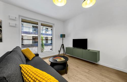 Praga Apartment | Praga Apartment - Metro, Vistula River nearby - by Rentujemy