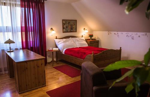 Pisnice Hotel | Prague Sweet Home