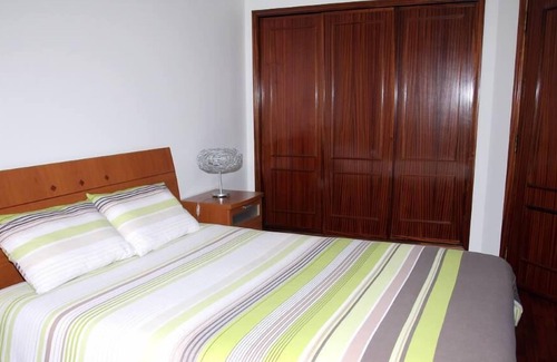 Barra Apartment | Praia da Barra apartment with pool, playground and wifi