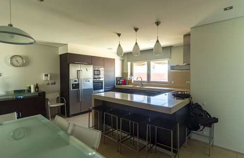 Torreira House | PRAIA DA TORREIRA - Indoor pool with hot water all year round.