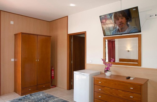 Castanheira de Pera House | Praia das Rocas Bungalows