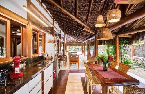 Silop House | Praia de itamambuca - Condominio - Bali House