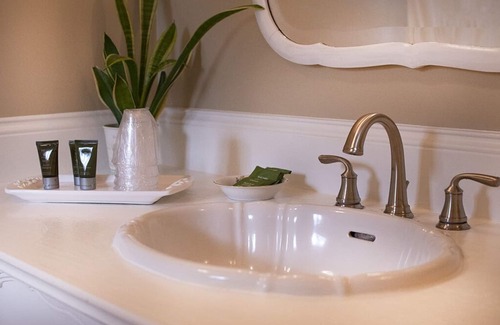 Fishers Bed & Breakfast | Prairie Guest House