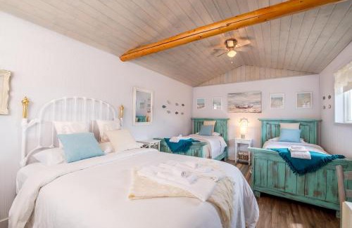 Stettler House | Prairie Junction Rustic Cabins Stettler