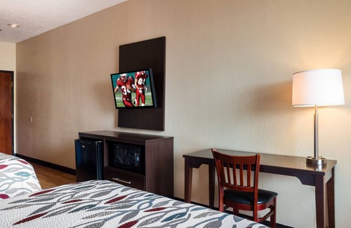 Dumas House | Prairie Panorama: Short Drive to Cactus Playa Lake. FREE Parking and Breakfast!