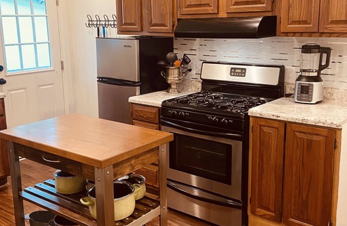 Prairie Grove House | ' Prairie Place ' The Comfy Cottage Duplex