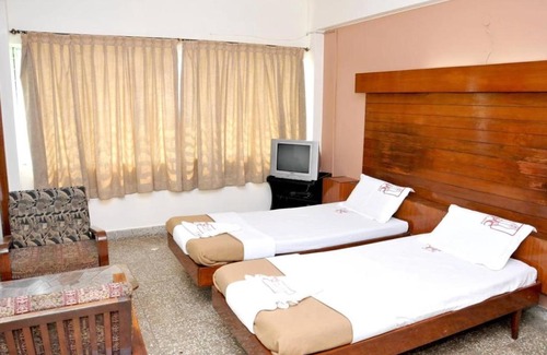 Gandhi Nagar Hotel | PRANAM COMFORTS LODGE