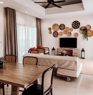 Wang Pong Villa | Pranatarn Pool Villa Mid-Summer Night
