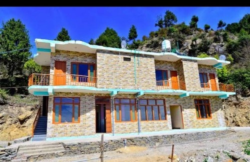 Mandi House | Prashar Lake Hill View Guest House