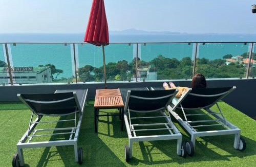 Pratumnak Hill Apartment | Pratamnak Pattaya Luxury Condo, Golf, Ocean View