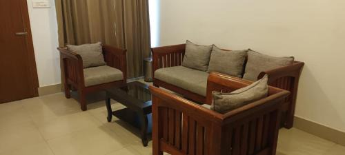 Kannur Hotel | Pratheeksha International