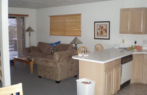 Summit Park Condo | Pre-Christmas Week in Park City; 12/17/22 to 12/24/22 only