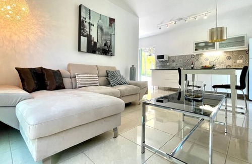 Telde Villa | PreciosaVilla8,FrreWifi,piscina con bonita vista