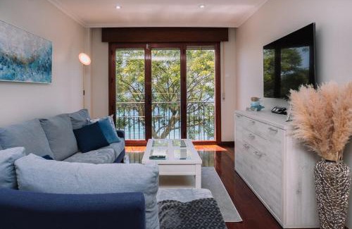 Cangas Apartment | Precioso amanecer frente al mar by CABANA Rentals