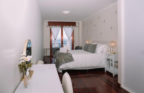 Cangas Apartment | Precioso amanecer frente al mar by CABANA Rentals