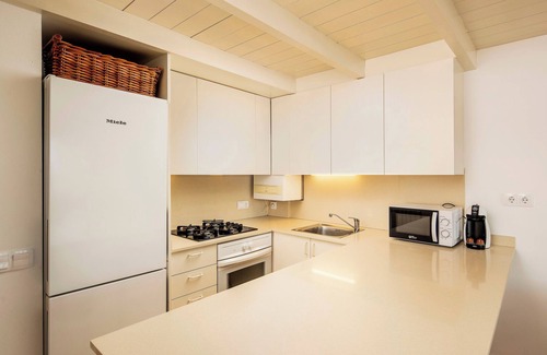 Portlligat Apartment | Precioso Apartamento en Cadaques con Esplendidas Vistas AL MAR y Wifi
