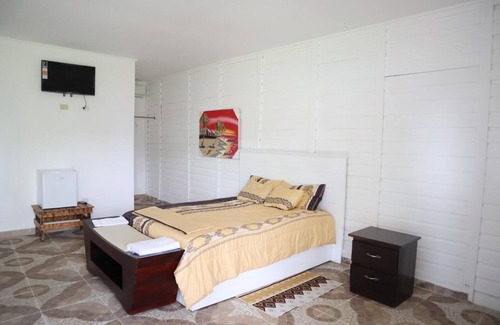 Higuey Resort | Precioso Deluxe Suites de 1BR Blue SKY