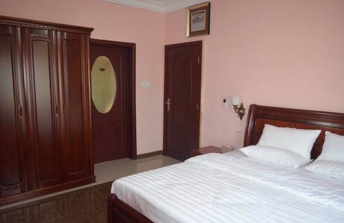 Labadi House | Precious Guest lodge