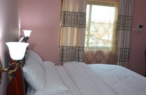 Labadi House | Precious Guest lodge