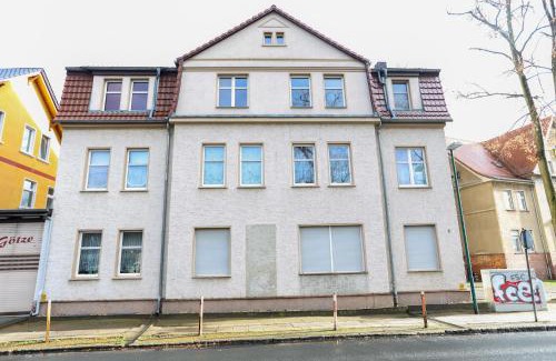 Neupetershain Nord Apartment | Preiswerte Apartments für Monteure, WLAN, Smart-TV & kostenfreie Parkplätze