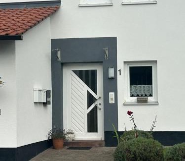 Neukirchen Apartment | Preiswerte Ferienwohnung