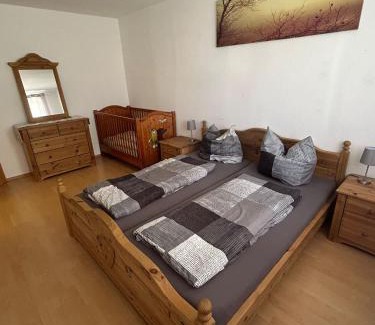 Neukirchen Apartment | Preiswerte Ferienwohnung
