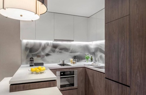 Orchard Apartment | Premier 1 BR Suite at Orchard | 350 m from Somerset MRT |