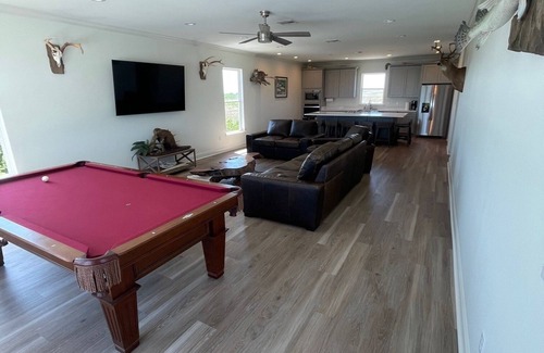 Hopedale House | Premier Bowfishing Lodge