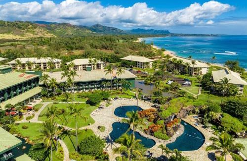 Hanamaulu Apartment | Premier Garden View, Beachfront 4-Star Resort, King Bed, Lanai, AC, Pool, Restaurant, Gym, Spa