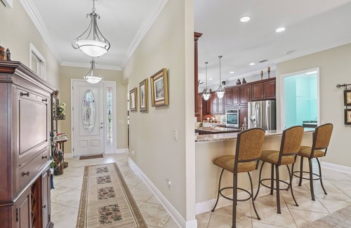 The Villages House | Premier Golf Course Home - includes Golf Cart and Covered Outdoor Kitchen!