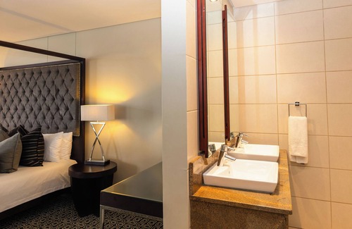 Quigney Beach Hotel | Premier Hotel East London ICC