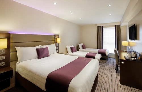Filton Hotel | Premier Inn Bristol Filton
