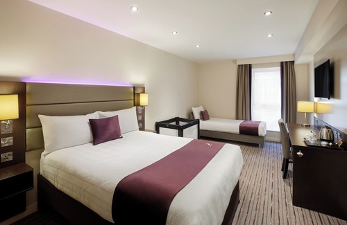 Burnley Hotel | Premier Inn Burnley