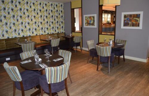 Swords Hotel | Premier Inn Dublin Airport