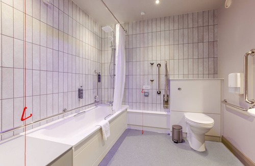 Leamington Spa Hotel | Premier Inn Leamington Spa Town Centre